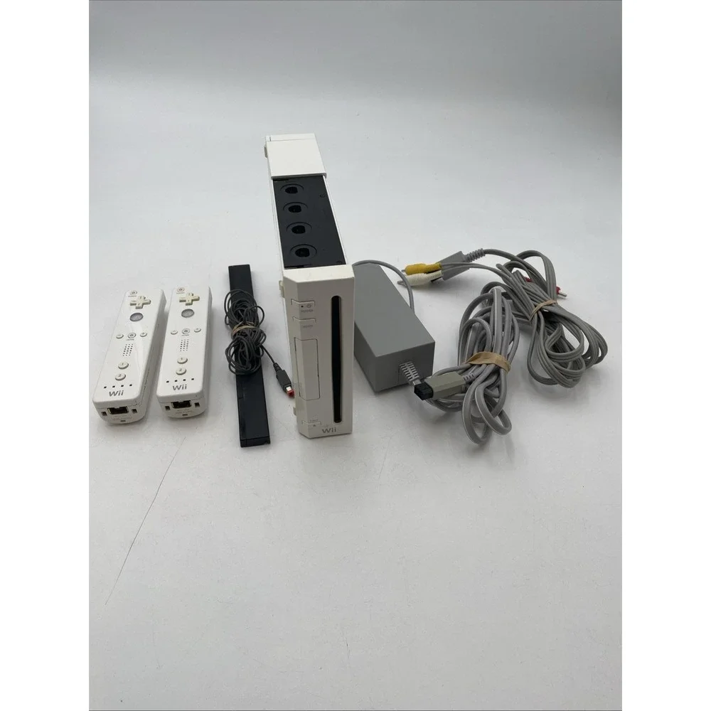 Nintendo Wii Console Bundle RVL001 GameCube Power Supply Sensor AV Cables TESTED
